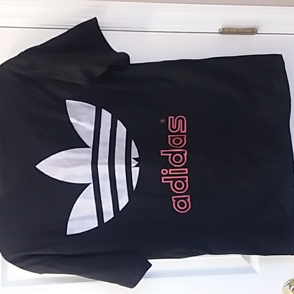 Adidas V neck T shirt - Picture 2 of 3